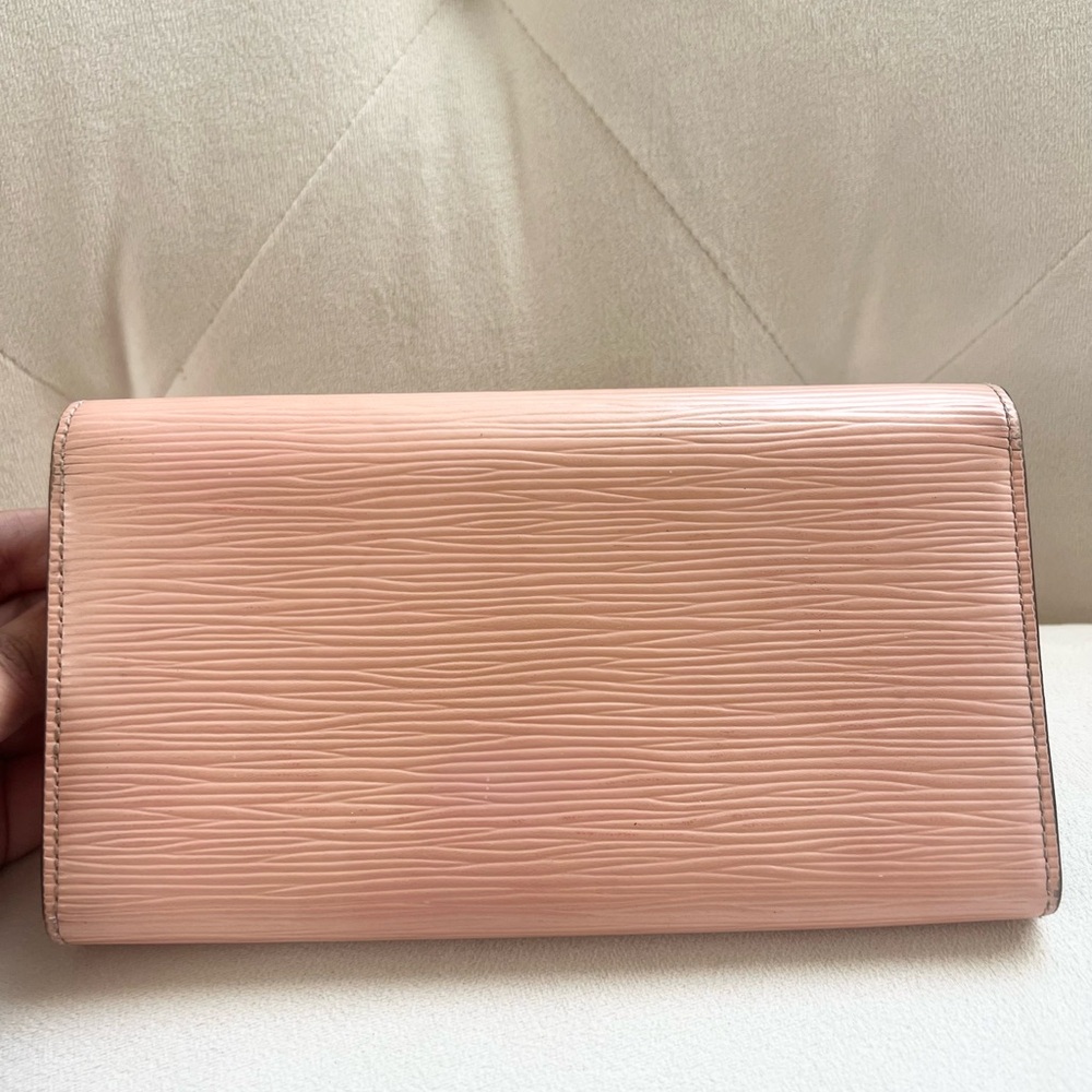 Louis Vuitton Pink Electric Epi Large Wallet/ Clutch - Picture 6 of 11